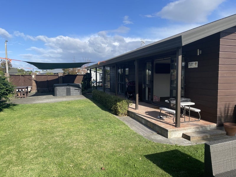 6 Alan Styles Place, Greenmeadows, Napier - Carousel 1