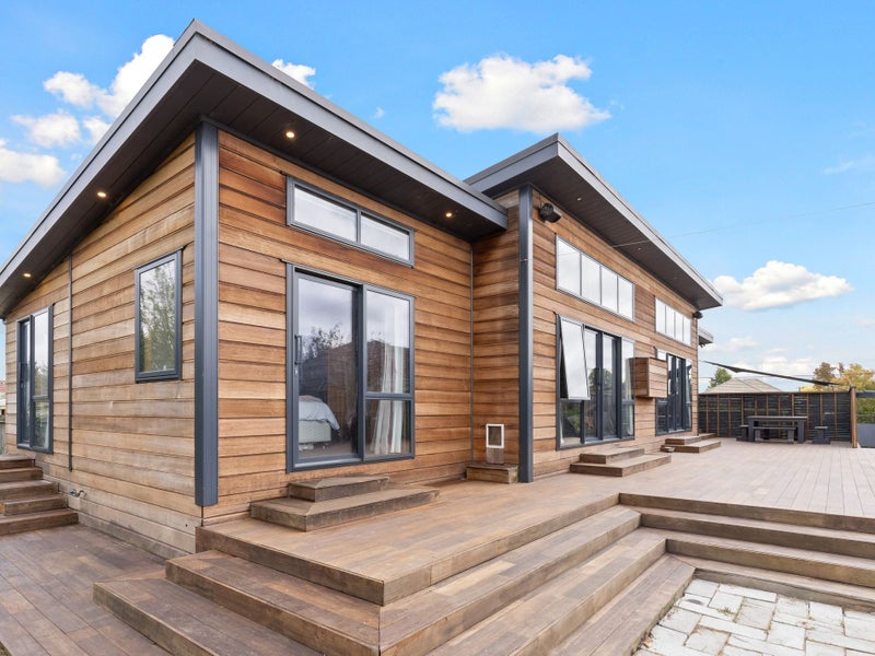 18 Pembroke Street, Avondale, Christchurch - Carousel 1