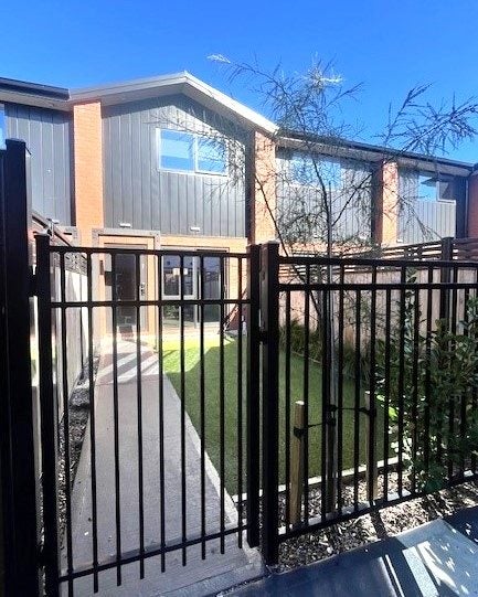 2/7 Macky Street, Taita, Lower Hutt - Carousel 1