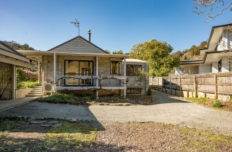 14A Tory Street, Maitai, Nelson - Carousel 1
