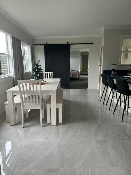 12 Leslie Avenue, Cloverlea, Palmerston North - Carousel 2