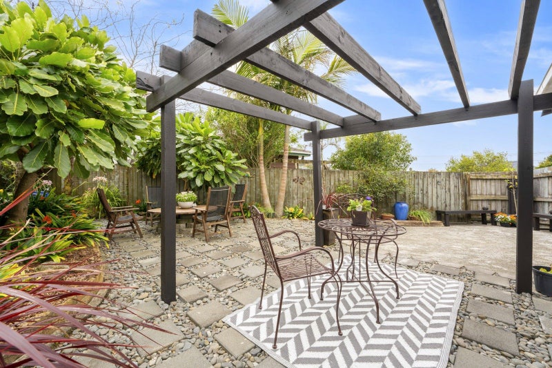 2 Langton Road, Stanmore Bay, Whangaparaoa - Carousel 1