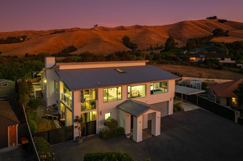 19 Elmwood Avenue, Witherlea, Blenheim - Carousel 1