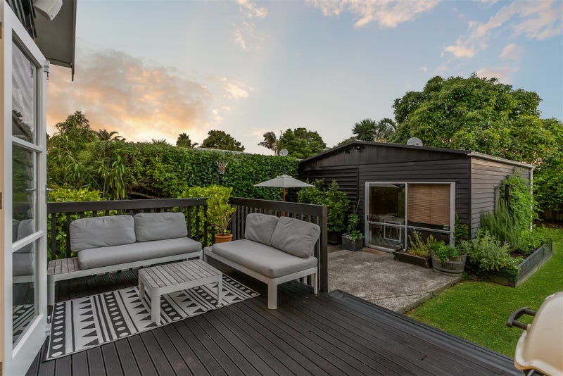 16 Fergusson Avenue, Sandringham, Auckland - Carousel 2