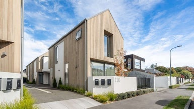 1/110 Aikmans Road, Merivale, Christchurch - Carousel 1