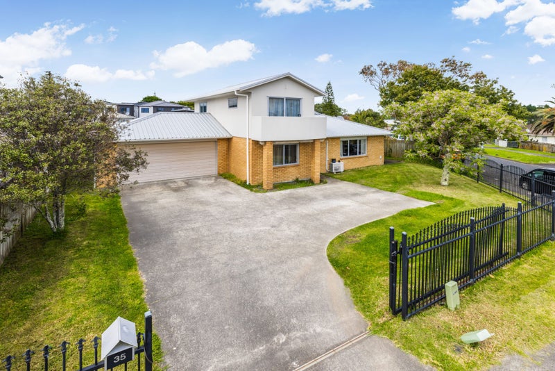 35 Peverill Crescent, Papatoetoe, Auckland - Carousel 1