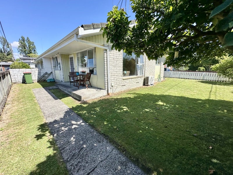 135A Dey Street, Hamilton East, Hamilton - Carousel 1