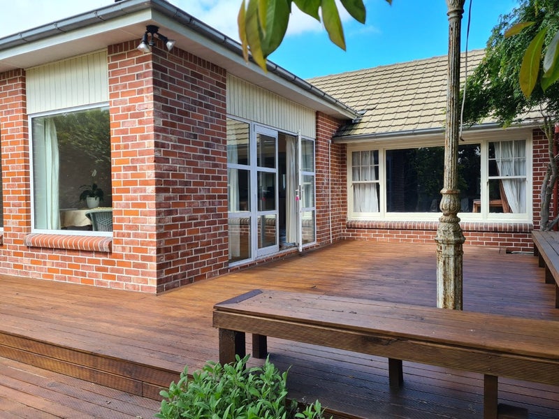 5 Woodford Terrace, Ilam, Christchurch - Carousel 2
