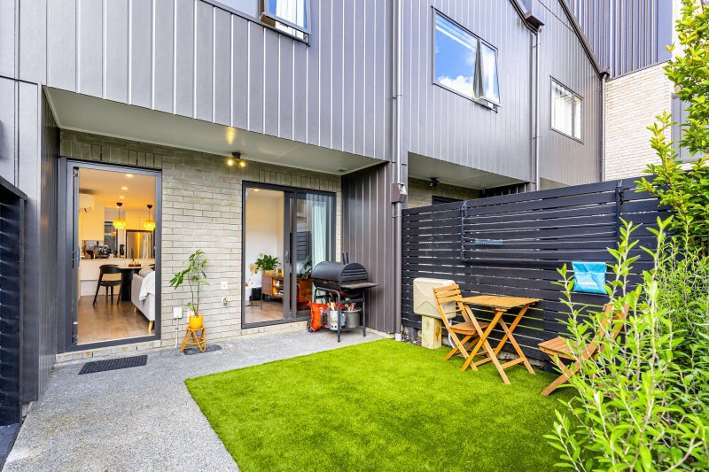 21/28 Westgate Drive, Westgate, Auckland - Carousel 2