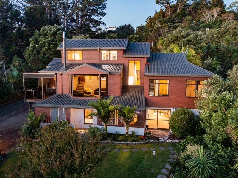 118 Memorial Drive, Parahaki, Whangarei - Carousel 1