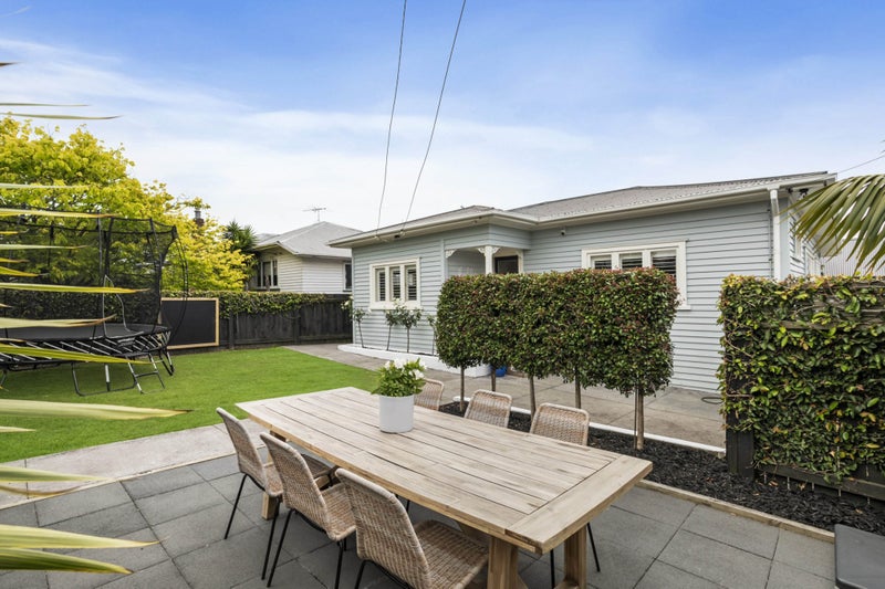 25 Haig Avenue, Mount Roskill, Auckland - Carousel 2