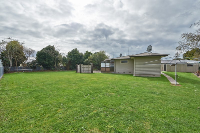 18 Keith Street, Roslyn, Palmerston North - Carousel 14