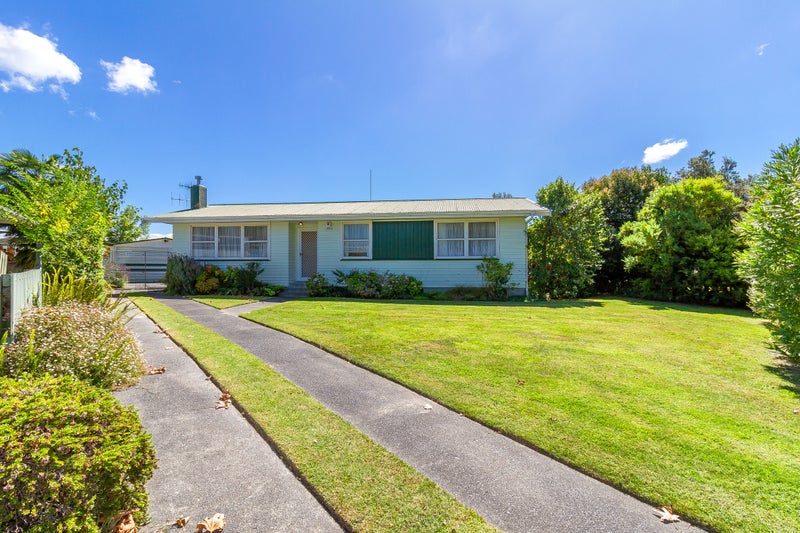 61 Westminster Avenue, Tamatea, Napier - Carousel 1