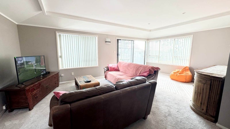 1/22 St Georges Bay Road, Parnell, Auckland - Carousel 2