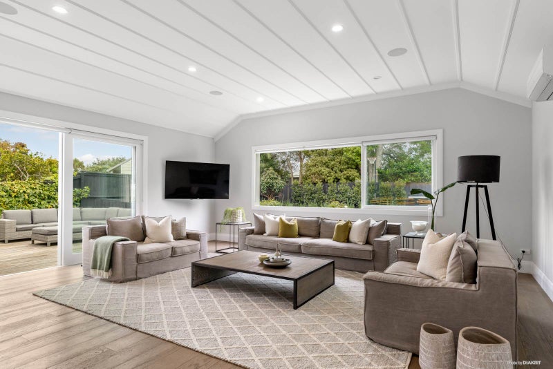 18 Parrish Road, Sandringham, Auckland - Carousel 2