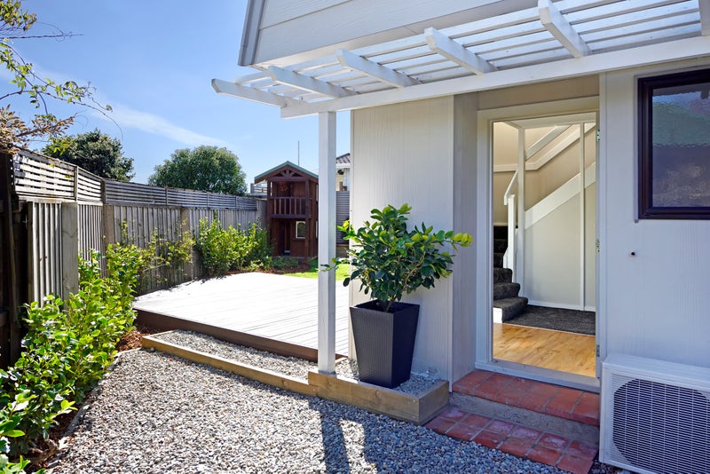 2/2 Nikau Street, Stoke, Nelson - Carousel 2