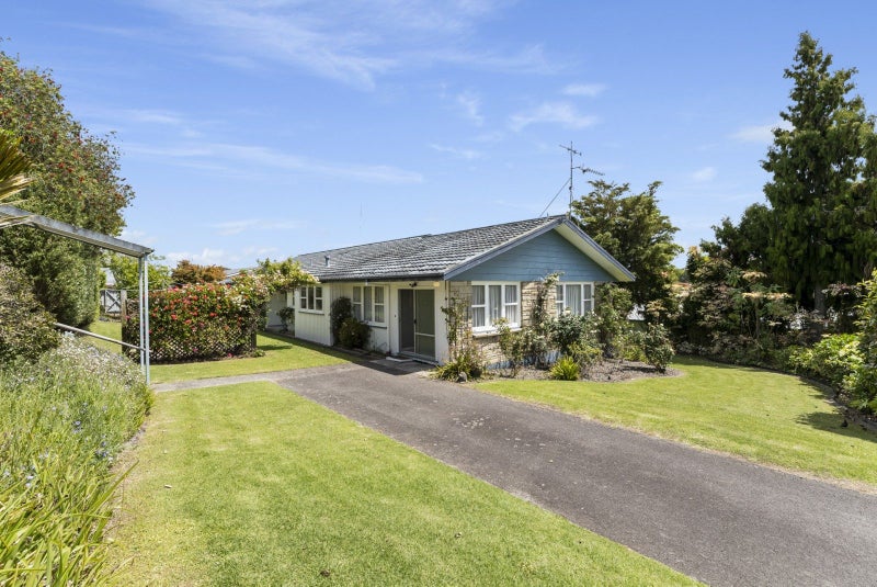 3 Byron Way, Otumoetai, Tauranga - Carousel 1