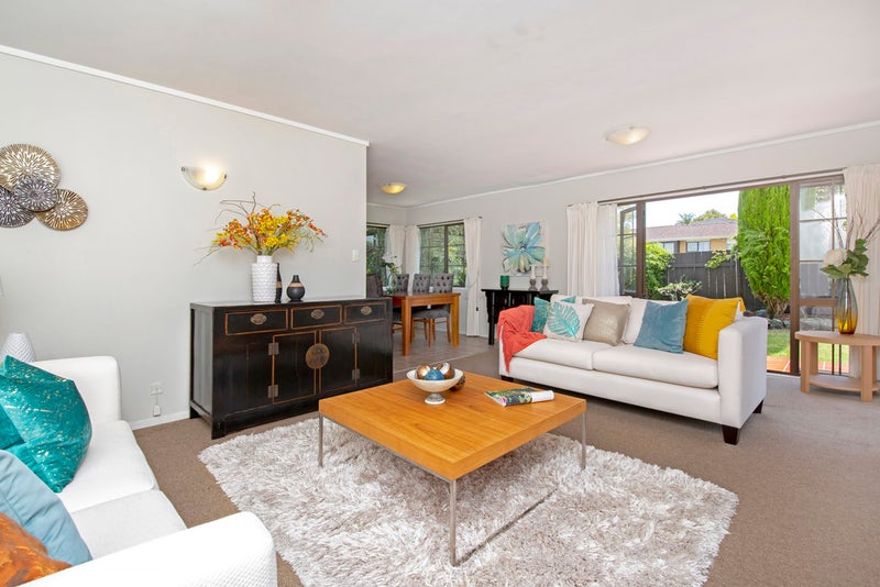 1/133 Botany Road, Botany Downs, Auckland - Carousel 2