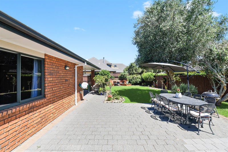 3 Kenneth Place, Rototuna, Hamilton - Carousel 21