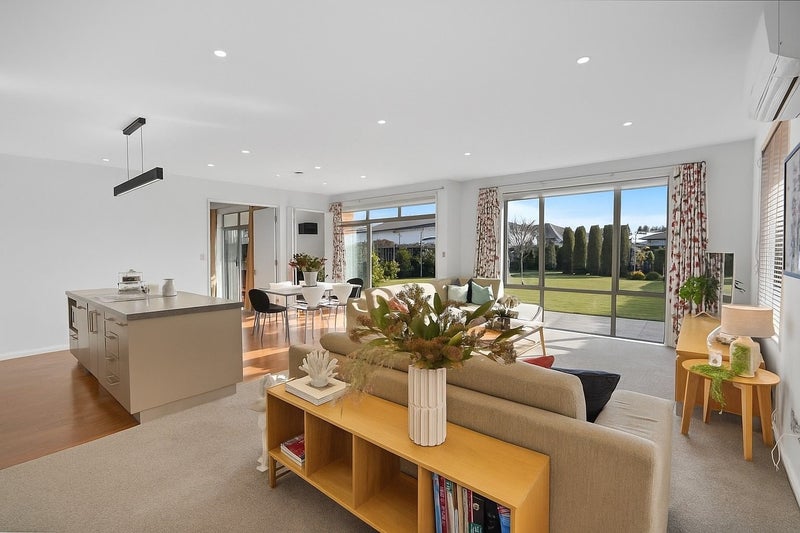 69 Northwood Boulevard, Northwood, Christchurch - Carousel 2