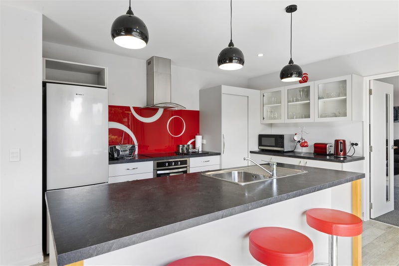 22 Derrett Place, Saint Martins, Christchurch - Carousel 2