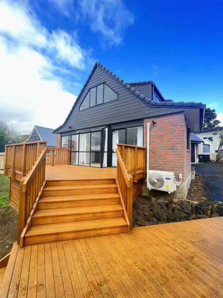 26B Waiohua Road, Greenlane, Auckland - Carousel 2