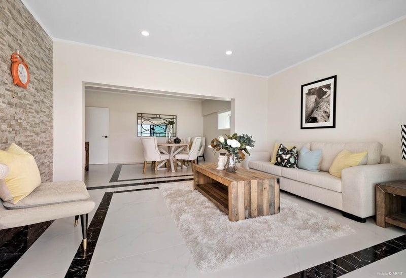 74 Churchill Road, Murrays Bay, Auckland - Carousel 2