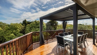 180 Methuen Road, New Windsor, Auckland - Carousel 1