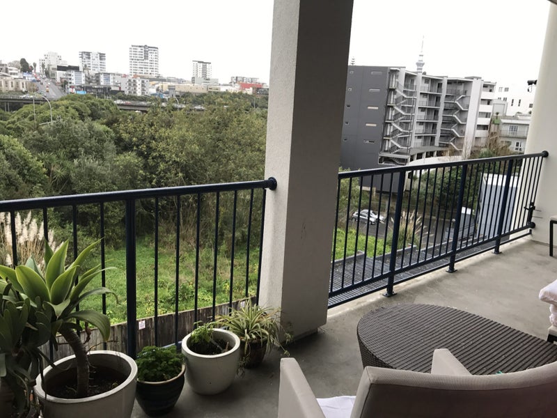 H6/19 Fleet Street, Eden Terrace, Auckland - Carousel 1