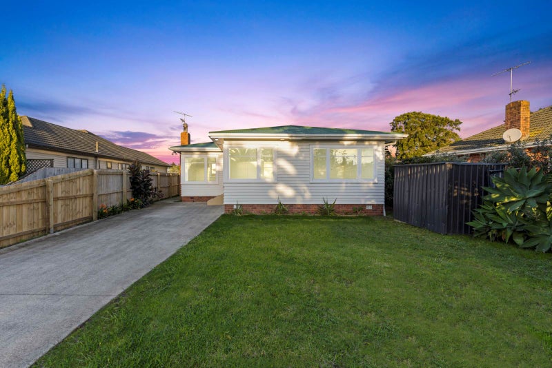 33 Graeme Avenue, Mangere East, Auckland - Carousel 1