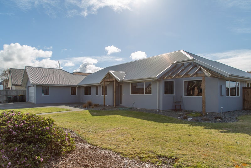2 Evergreen Place, Parklands, Christchurch - Carousel 1