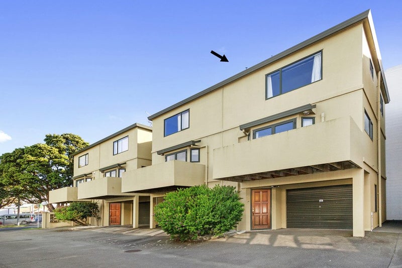 4/7 Raroa Road, Hutt Central, Lower Hutt - Carousel 1