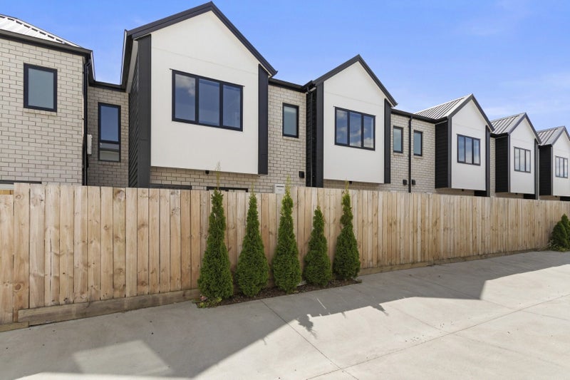 5/12 Charlemont Street, Whitiora, Hamilton - Carousel 1