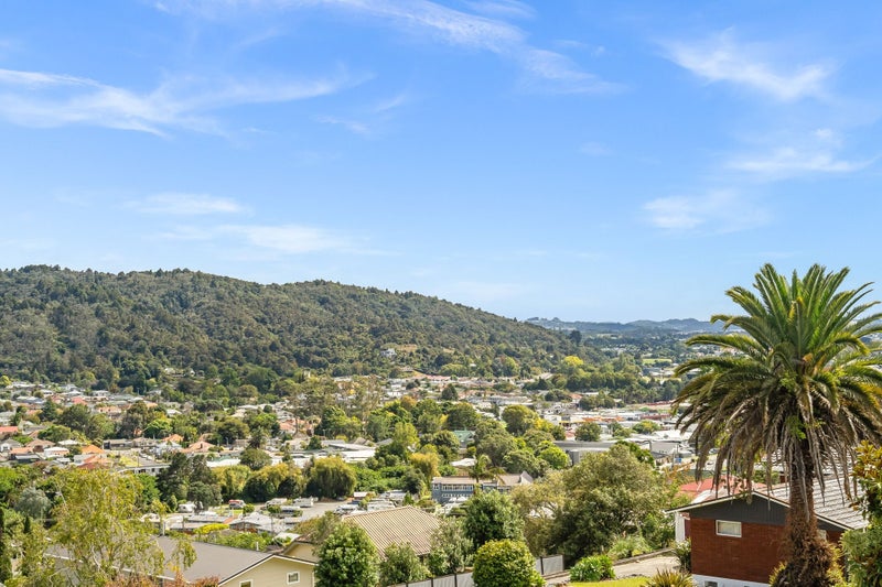 24 Mountain Road, Morningside, Whangarei - Carousel 2