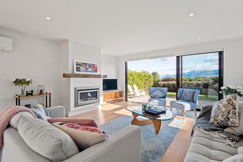 25 Double Cone Road, Jacks Point, Queenstown - Carousel 2
