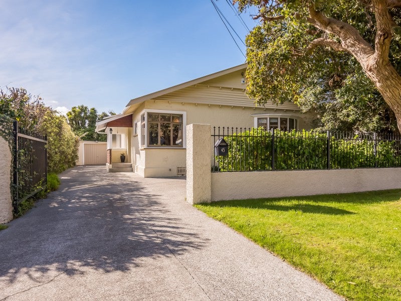 45 Lincoln Avenue, Epuni, Lower Hutt - Carousel 1