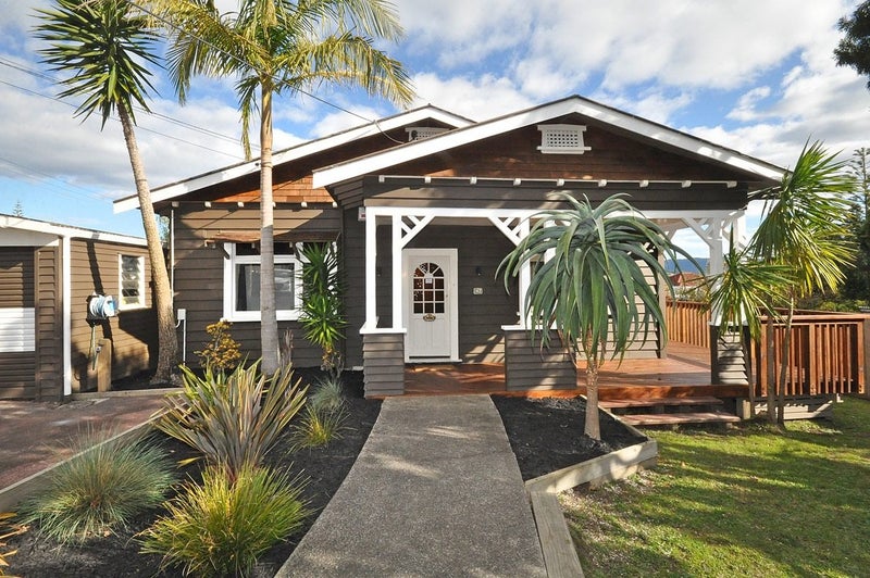 47 View Road, Henderson, Auckland - Carousel 2