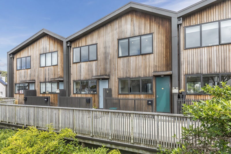 28 Ferguson Street, Newtown, Wellington - Carousel 2