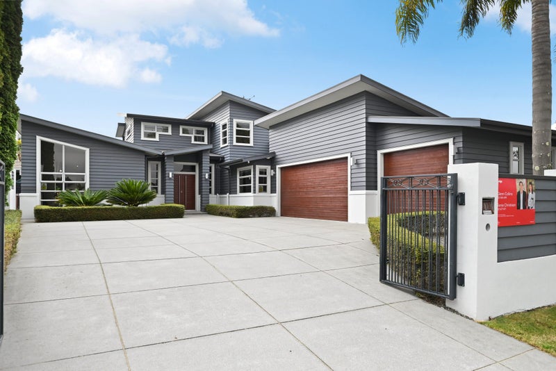 87 Huntington Drive, Huntington, Hamilton - Carousel 1