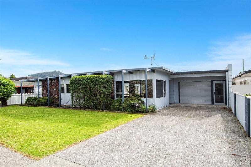 7 Carlton Crescent, Kamo, Whangarei - Carousel 1