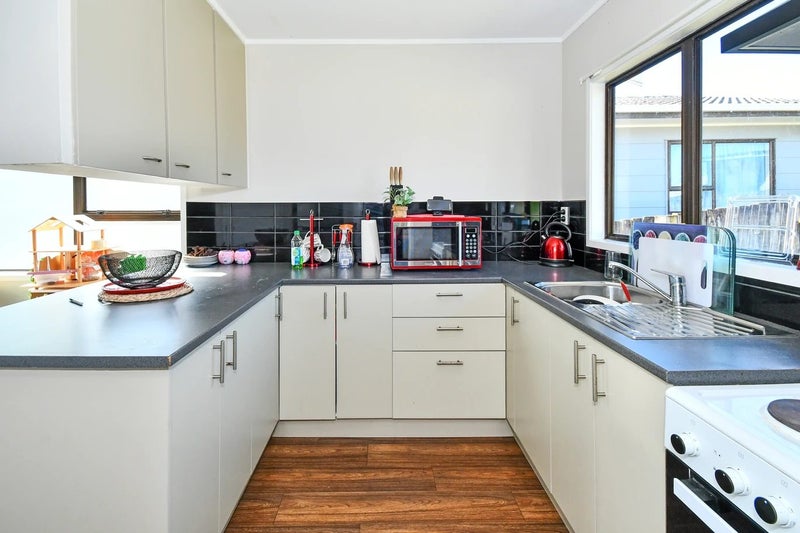 3/26 Burundi Avenue, Clendon Park, Auckland - Carousel 2