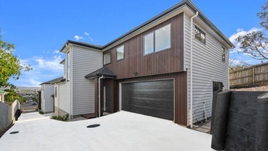 86 Whitney Street, New Windsor, Auckland - Carousel 1