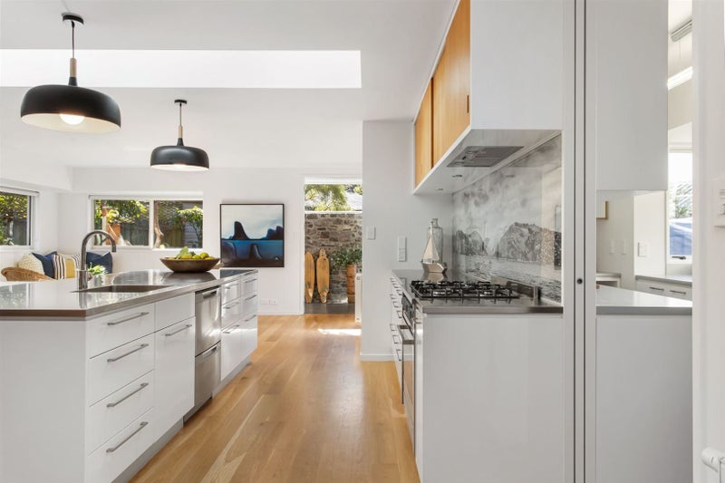 15A Clark Street, Sumner, Christchurch - Carousel 2