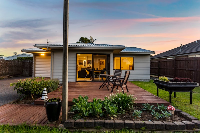 28A Daventry Street, Waterview, Auckland - Carousel 1
