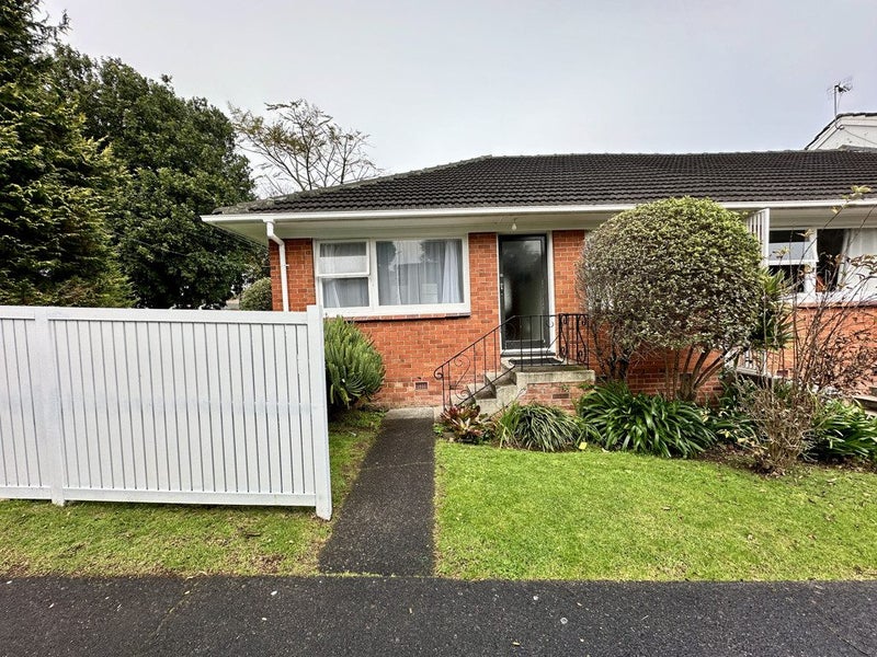 3 Kingsford Road, Mount Eden, Auckland - Carousel 1