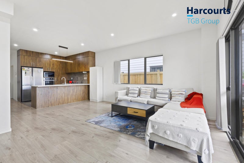 13 Whakaruru Lane, Karaka, Papakura - Carousel 2