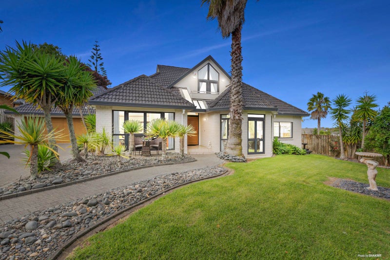 3 San Jose Rise, Shamrock Park, Auckland - Carousel 2