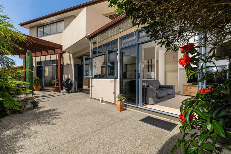 36 Pitoitoi Avenue, Greenhithe, Auckland - Carousel 1