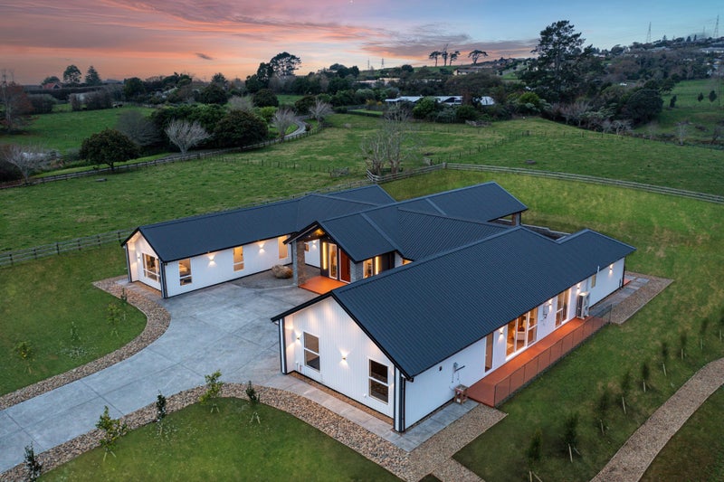 1975 Great South Road, Bombay, Bombay - Carousel 1