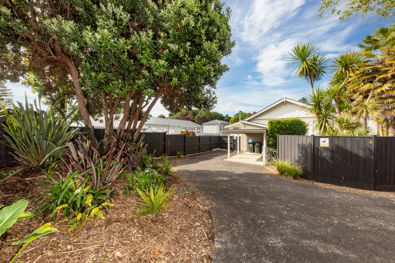 583B Mount Albert Road, Royal Oak, Auckland - Carousel 2